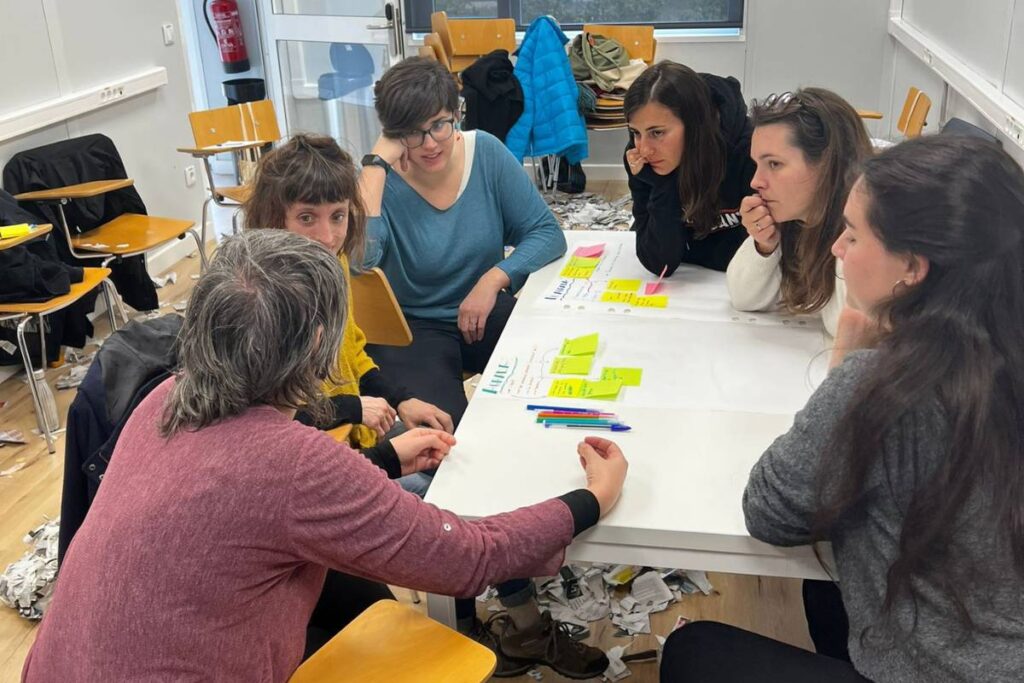EMPRESES- Metodologia Reunions i f- Sessio treball SOM ENERGIA
